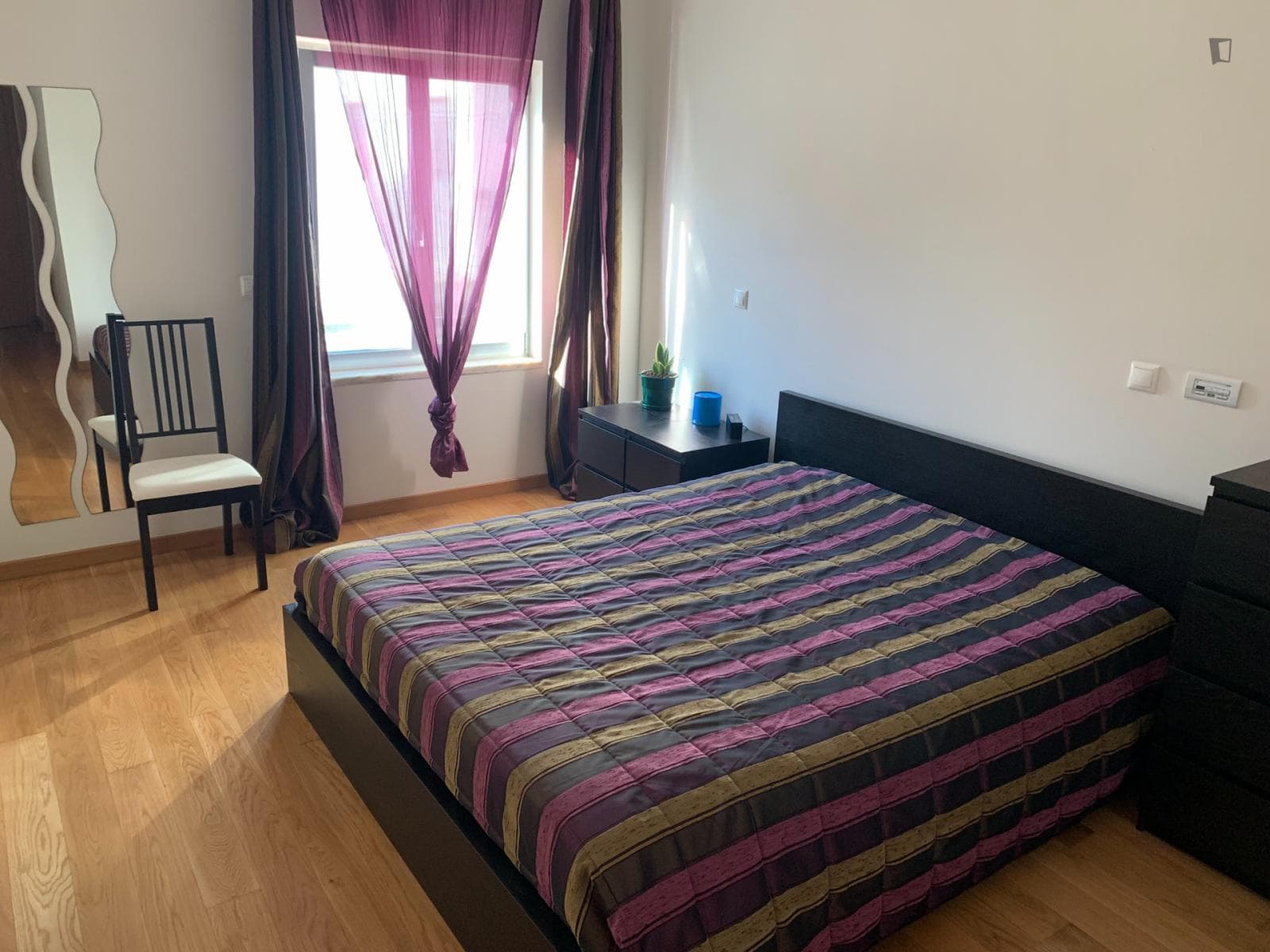 Welcoming ensuite bedroom in Ajuda photo 1