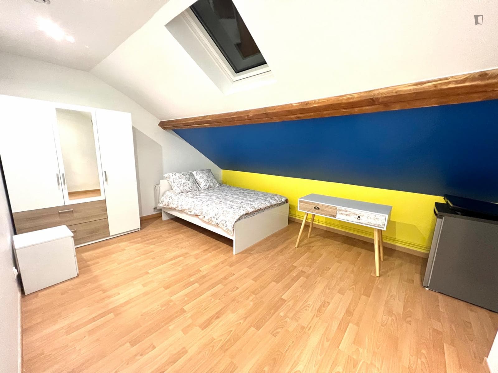 Homely double bedroom in a student house, in Gagny photo 1
