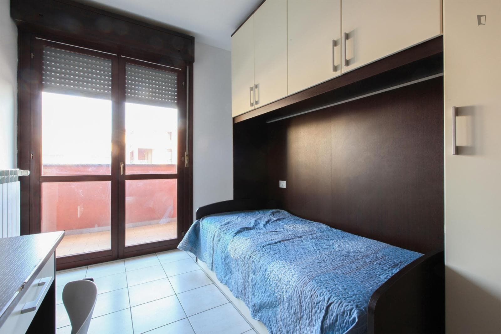 Single room with private kitchen and shared bathroom with 2 people photo 1