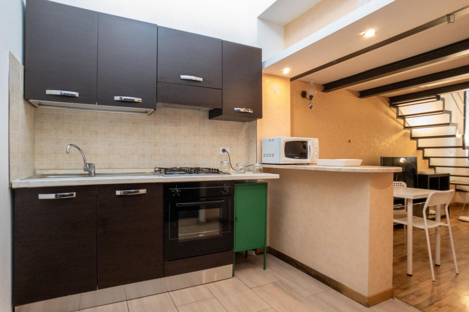 Tasteful studio within walking distance from Università Bocconi photo 1