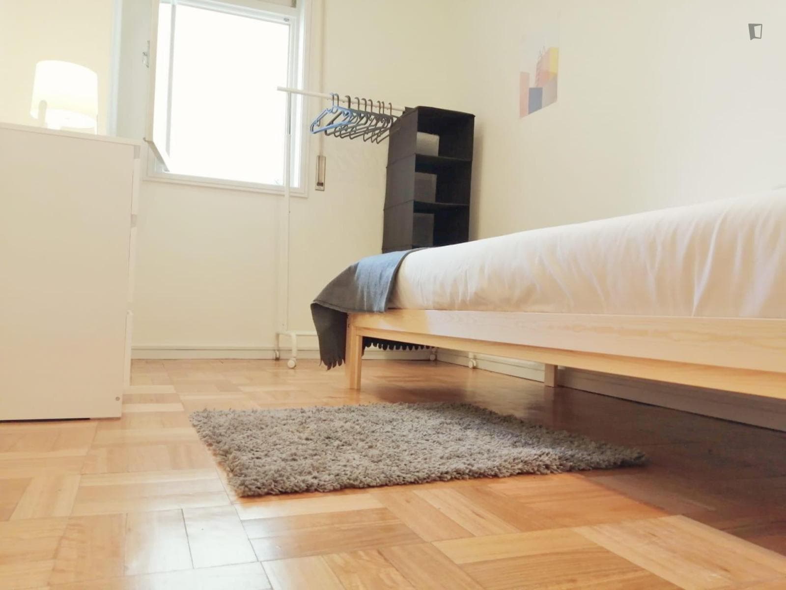 Cozy single bedroom with a private bathroom in Porto photo 1