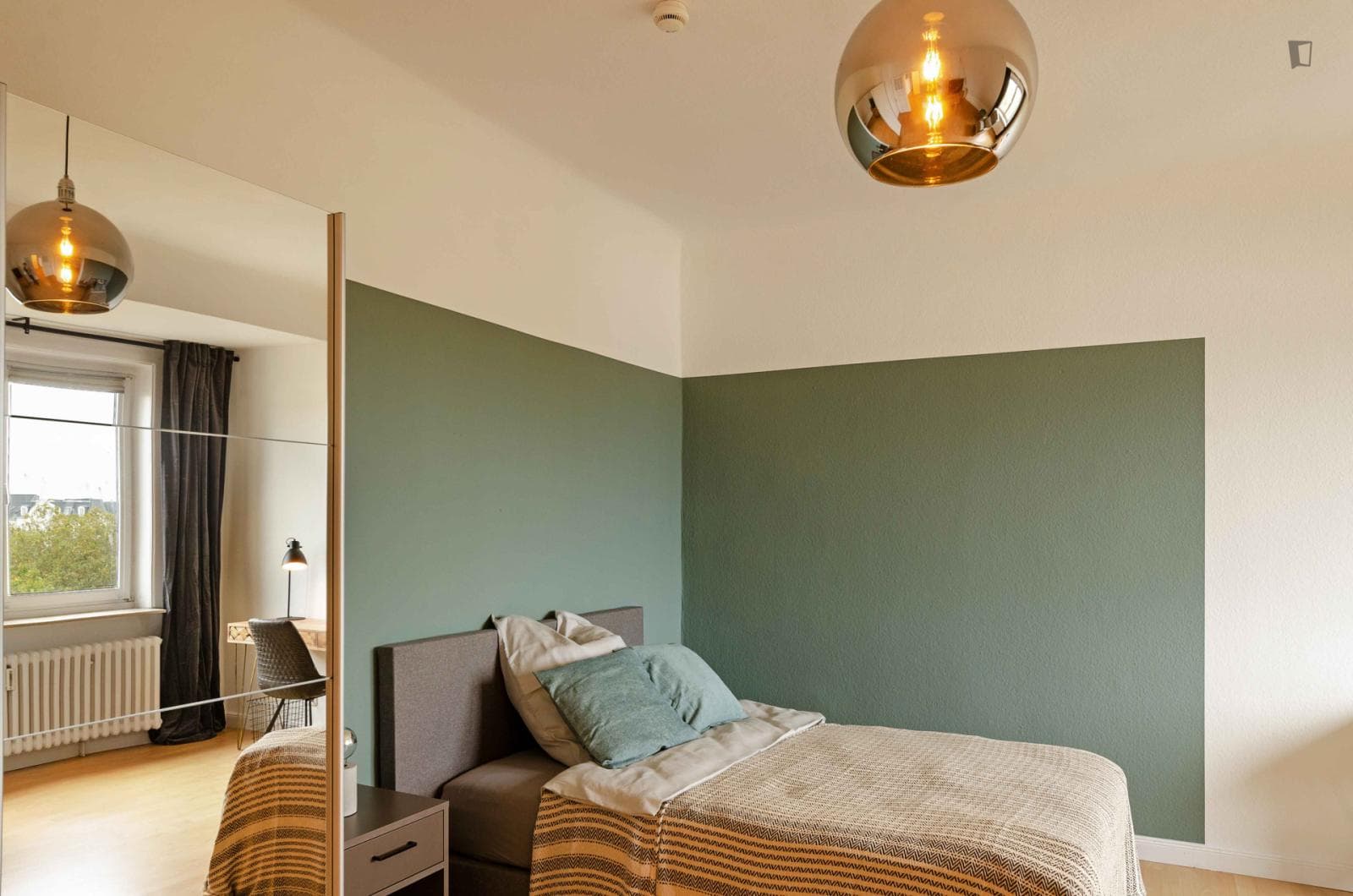 Charming double bedroom in Harvestehude photo 1