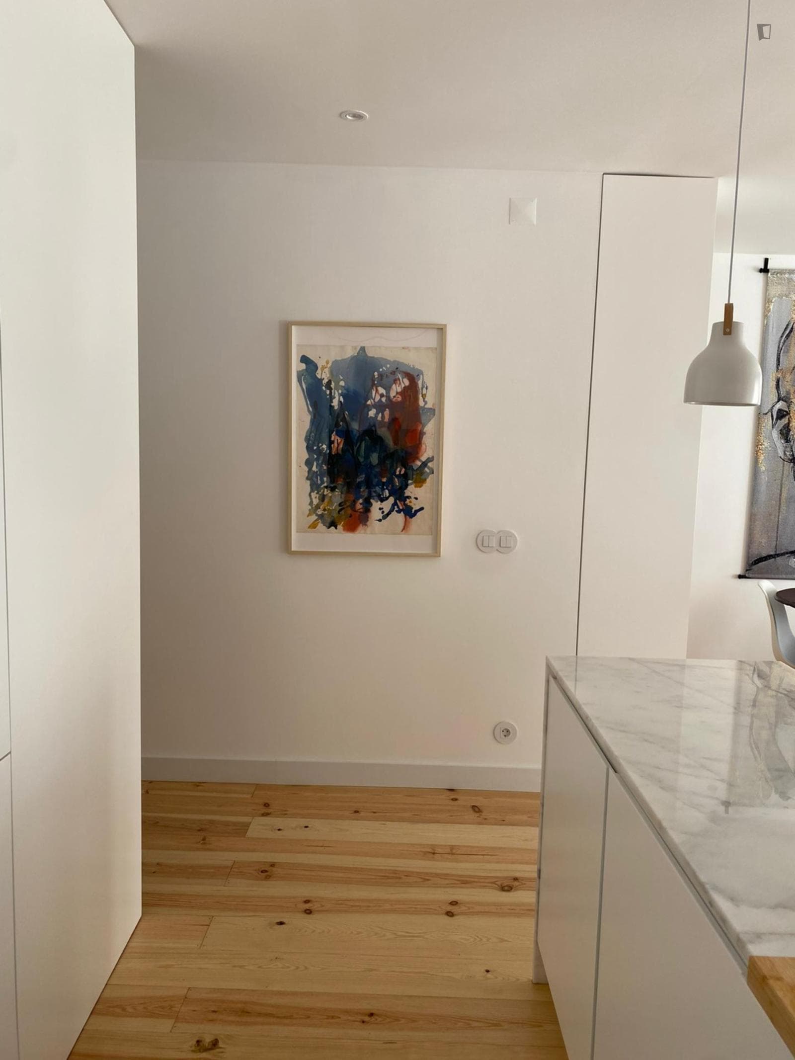 Gorgeous and modern flat next to Algés train station photo 1