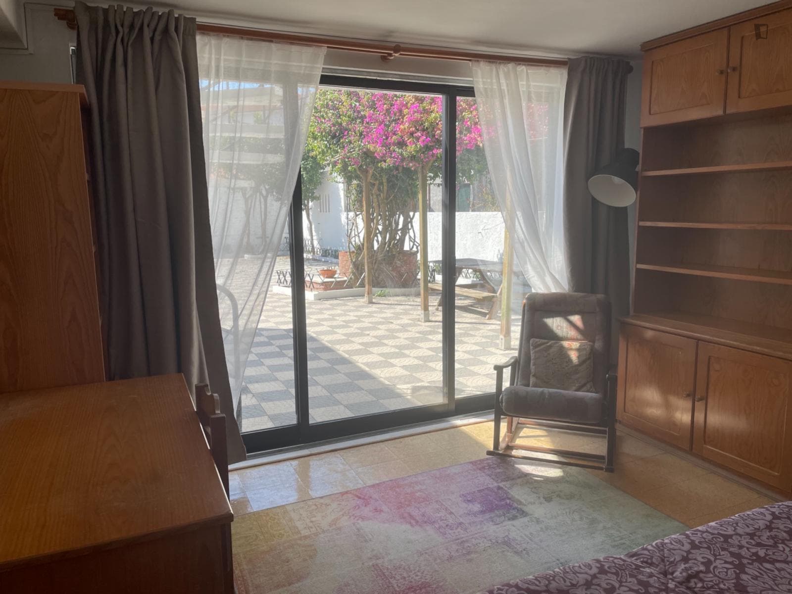 Cozy beachside ensuite room photo 1