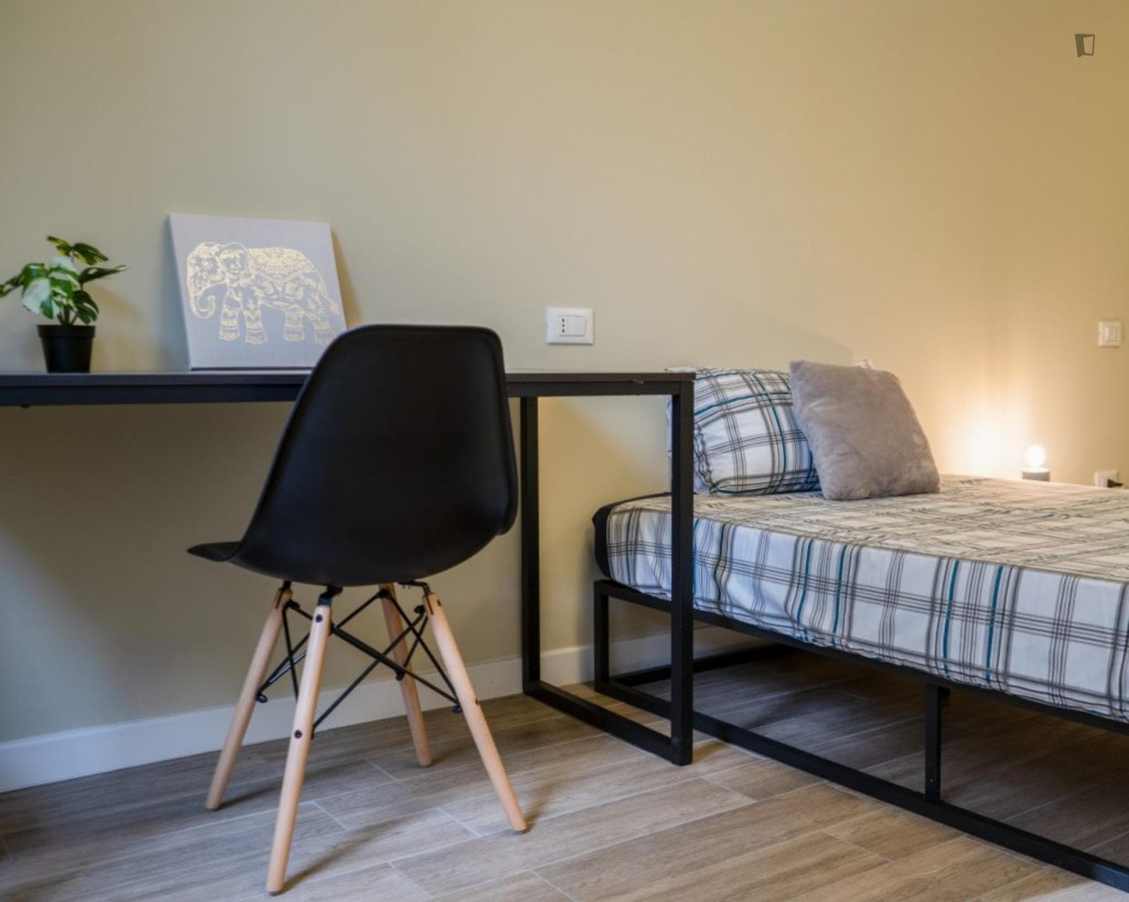 Property photo thumbnail