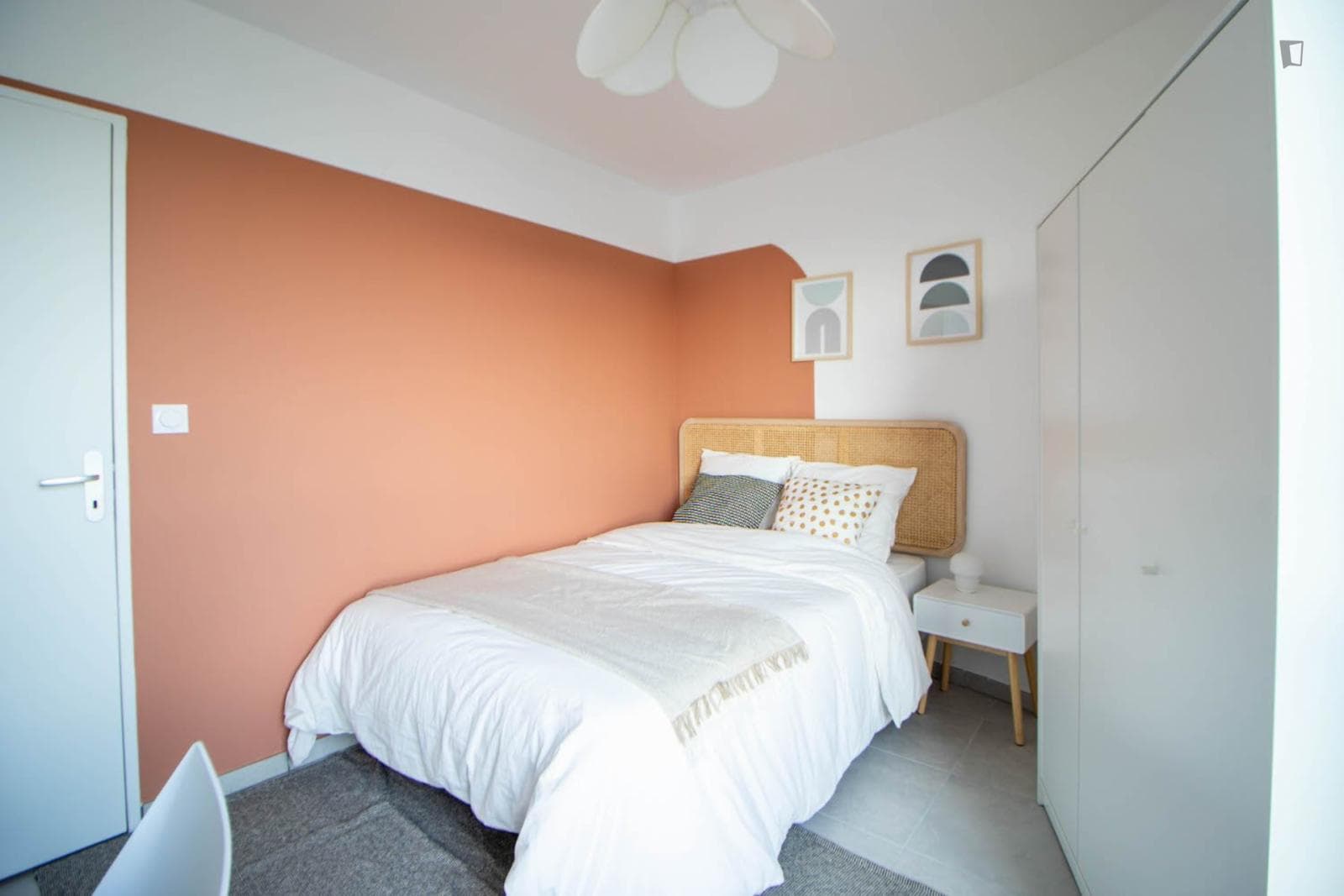Pleasant 10 m² bedroom to rent in Villeurbanne - LYO34 photo 1