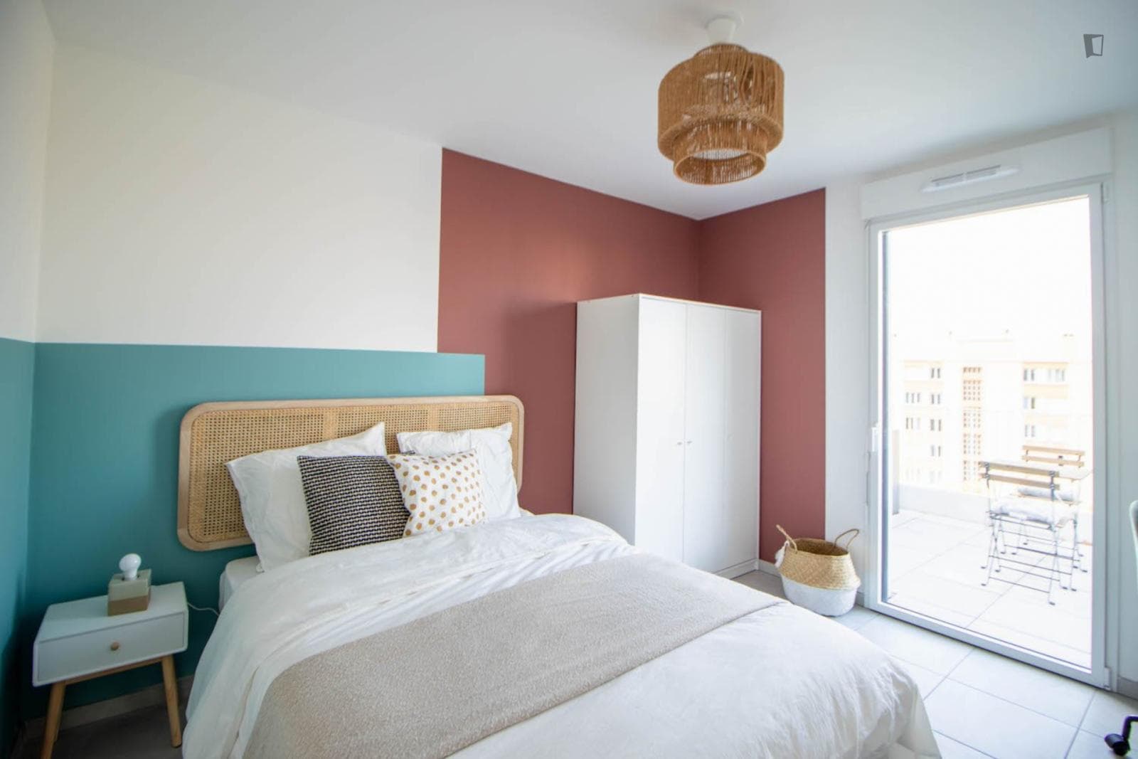 Cute 12 m² bedroom to rent in Villeurbanne - LYO31 photo 1
