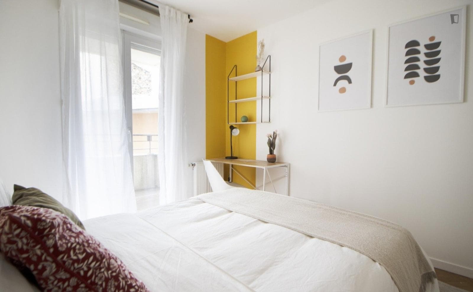 Large 11 m² bedroom - SDN02 photo 1