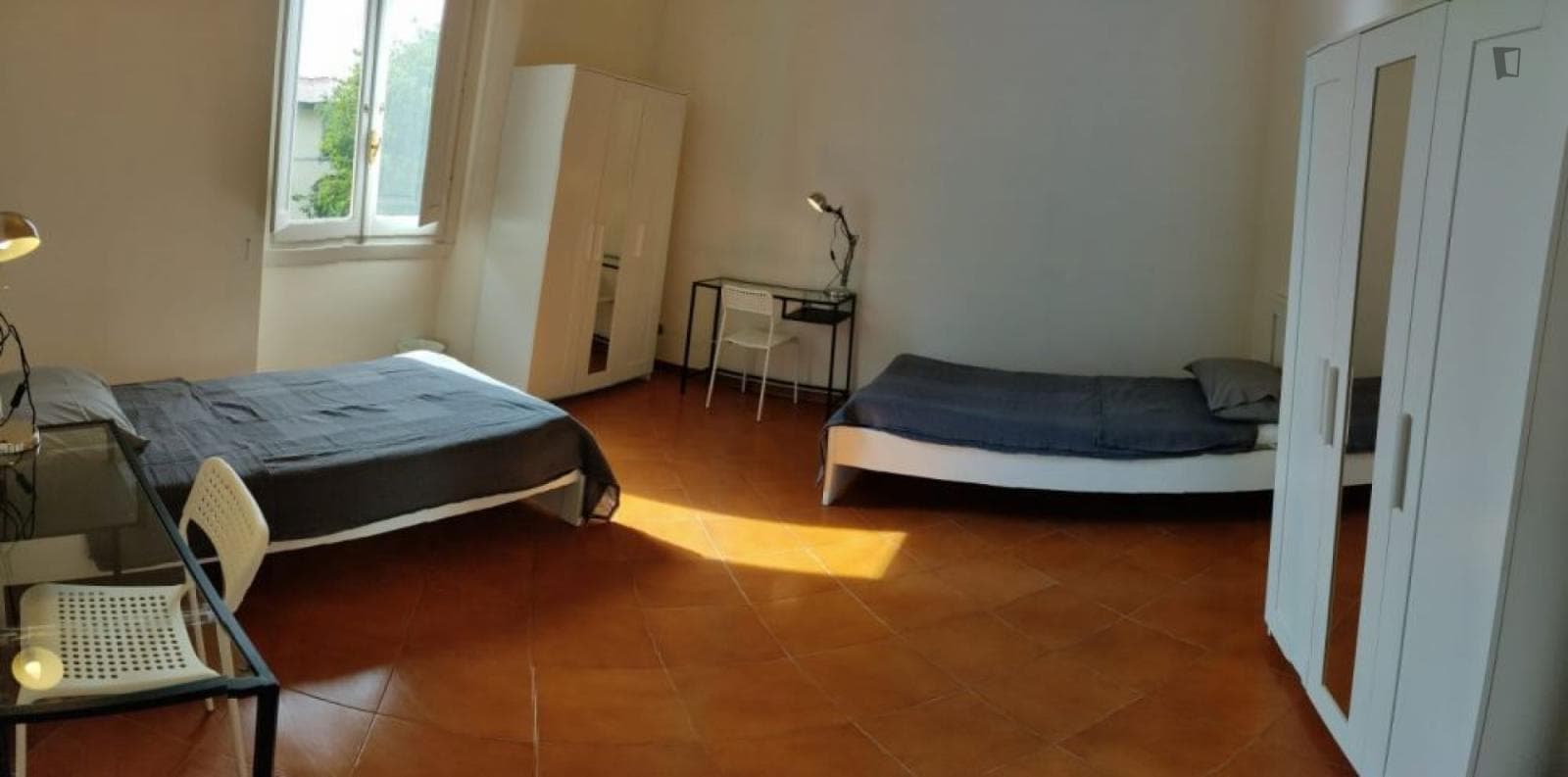 Bed in a cosy twin bedroom, in Acquabella photo 1