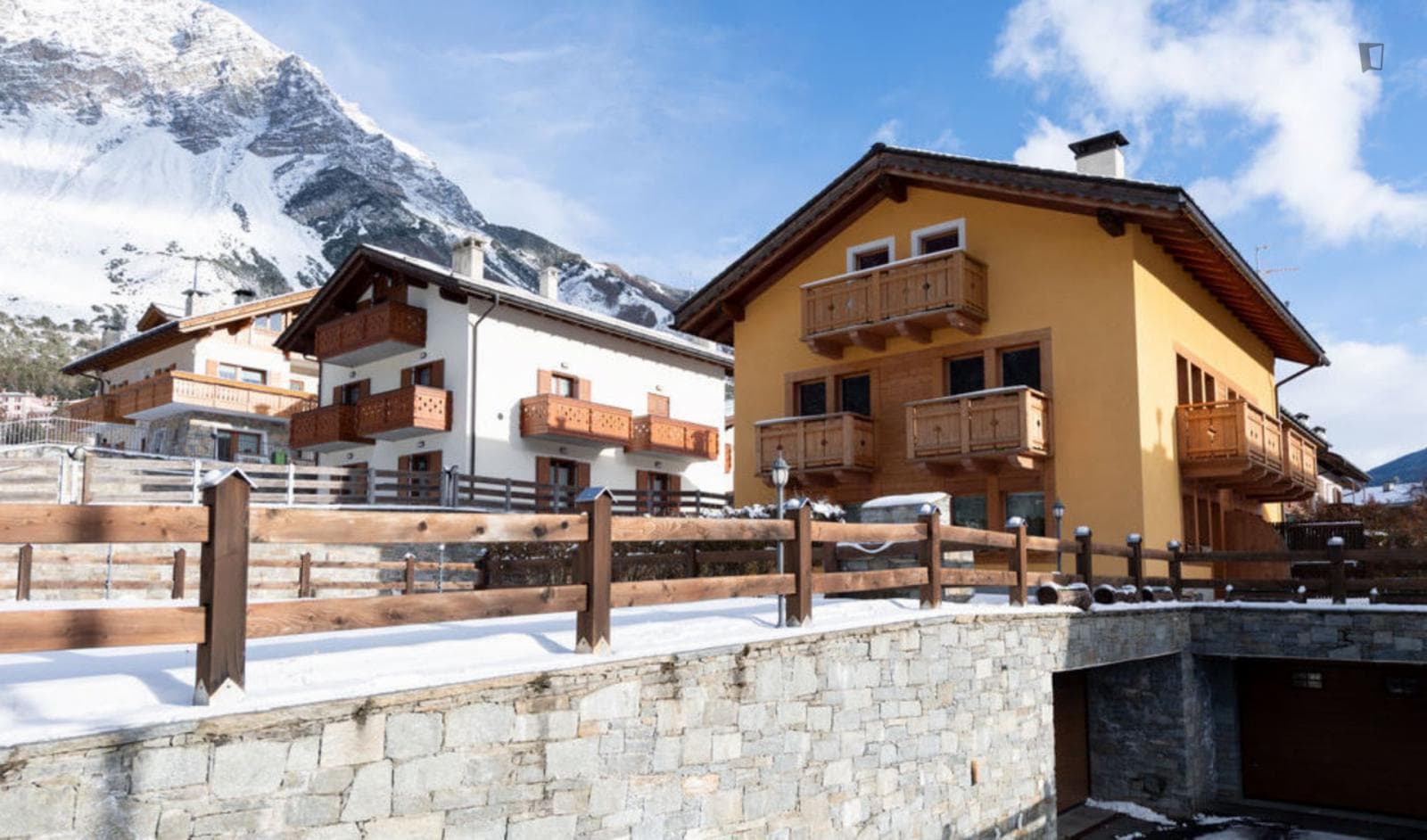 Property photo thumbnail