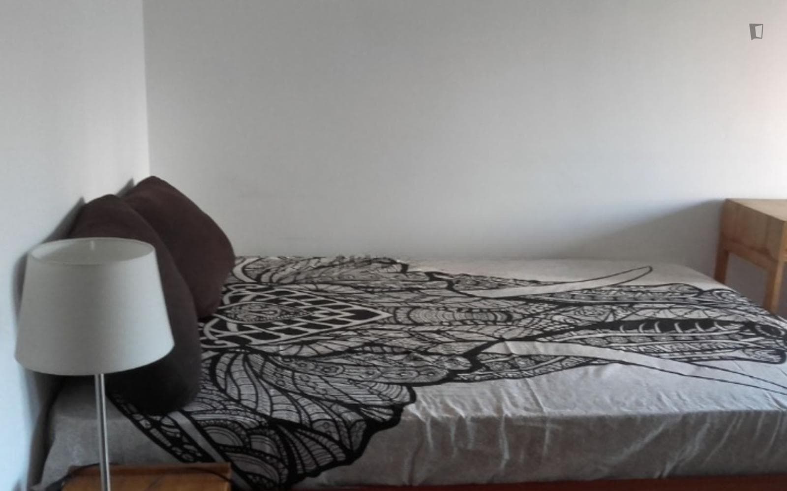 Nice double bedroom with balcony next to Museu Nacional de Arte Antiga photo 1