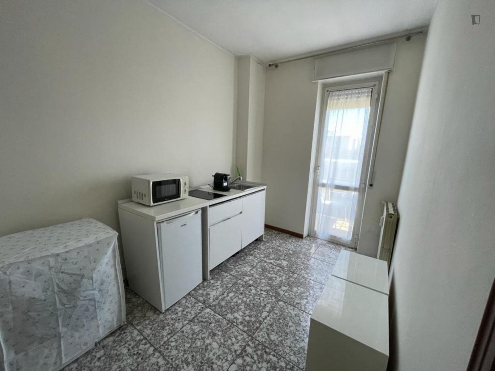 Bright apartment close to Porta Romana photo 1