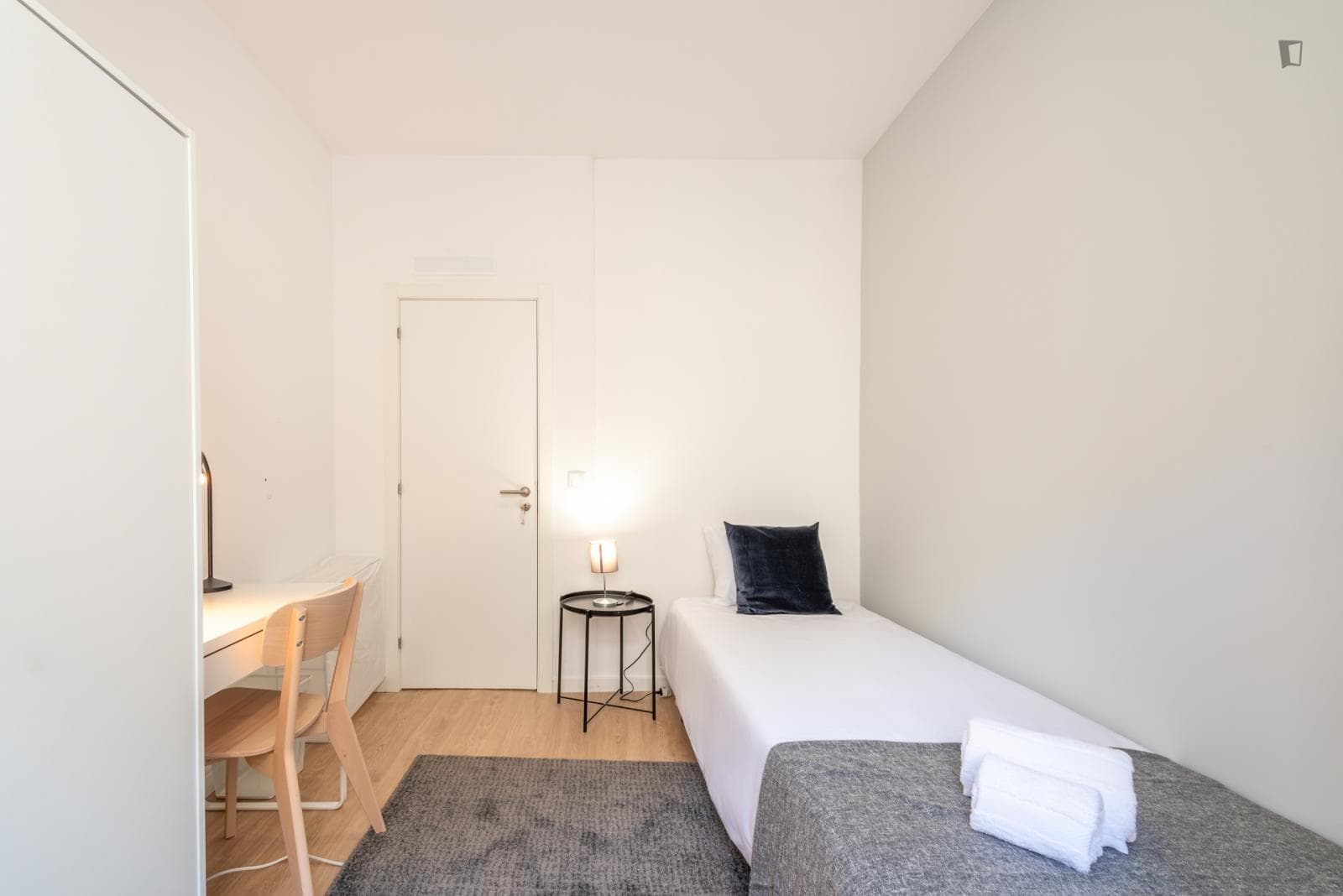 Single bedroom in Mouraria photo 1