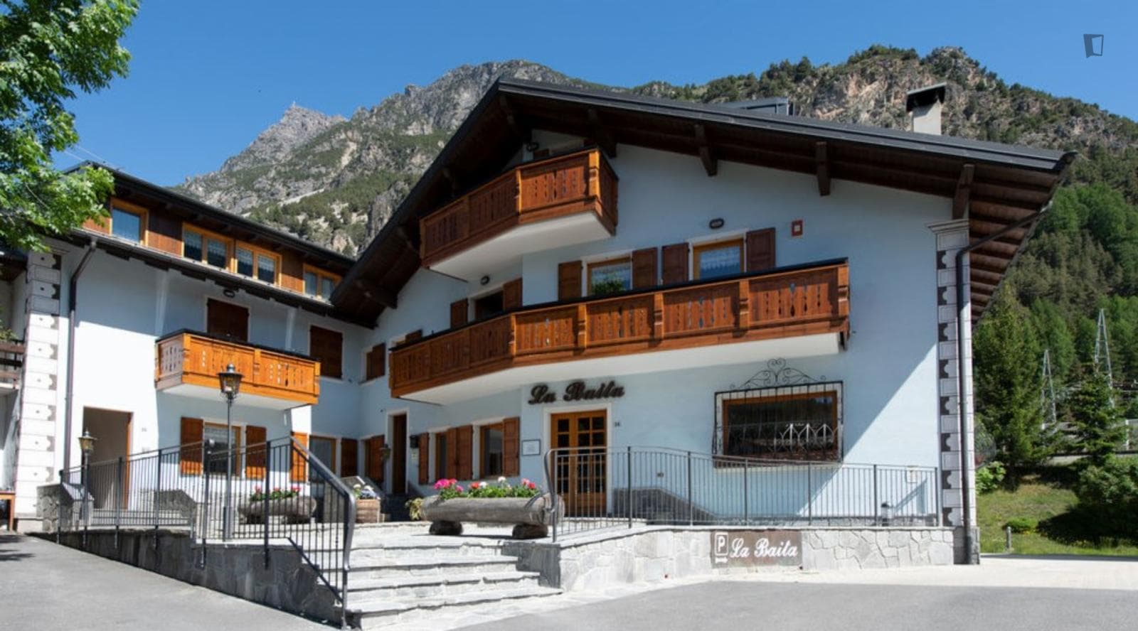 Property photo thumbnail