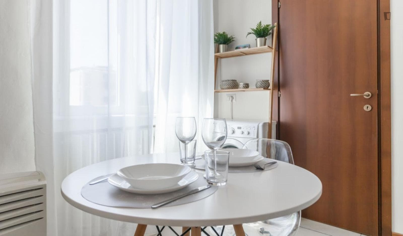 Appealing studio near Milano Porta Romana metro station photo 1