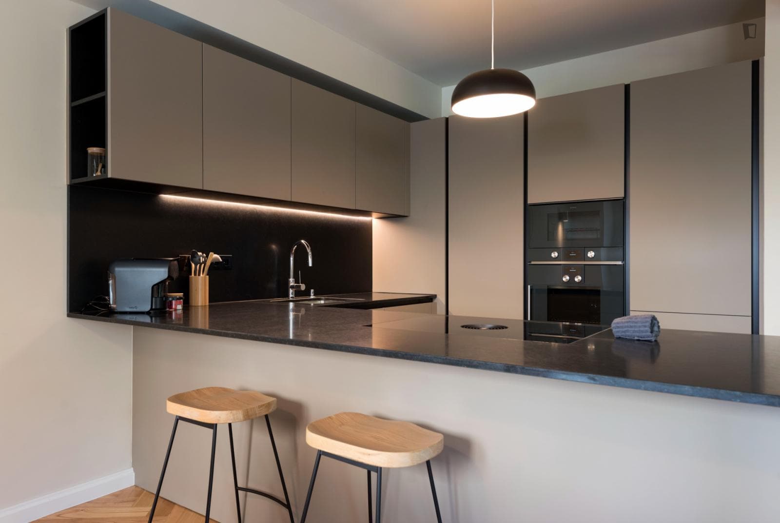 Appealing 2-Bedroom apartment near Trindade metro photo 1