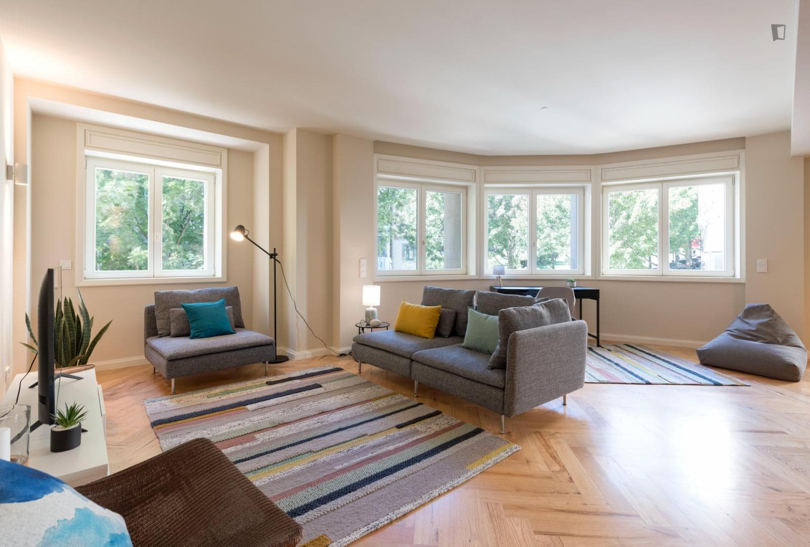 Property photo thumbnail
