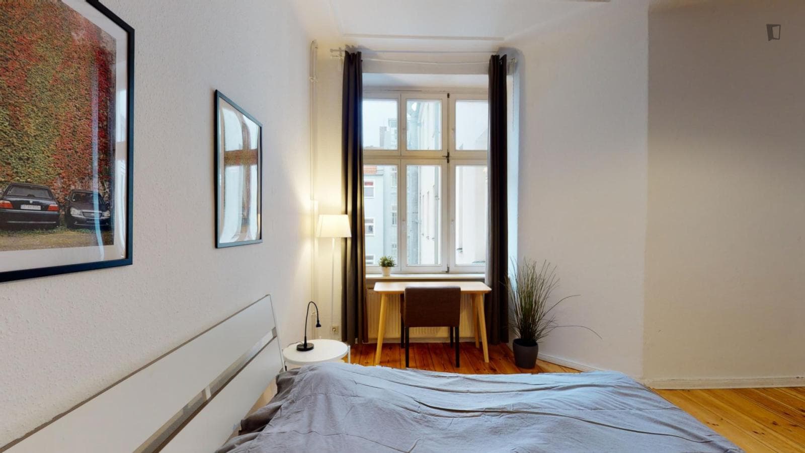 Appealing 2-Bedroom apartment in the Alt-Treptow neighbourhood photo 1