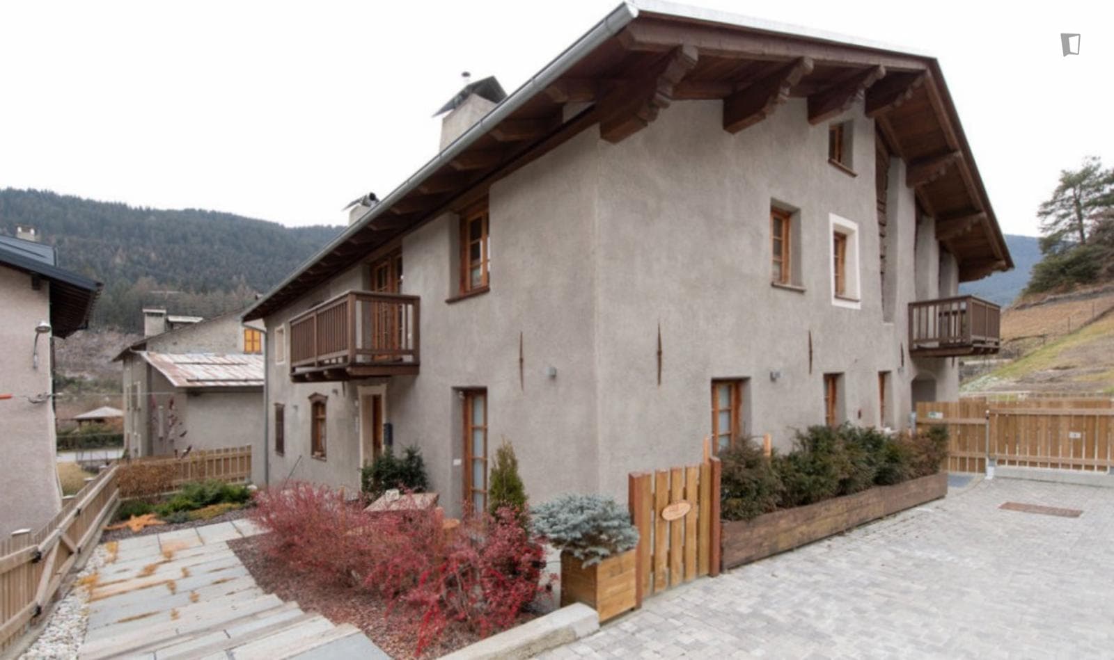 Property photo thumbnail