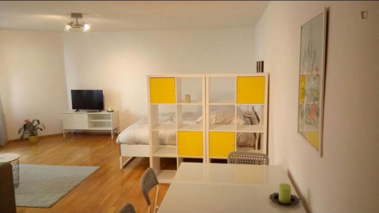 Neat and cosy studio in Brunnenviertel photo 1