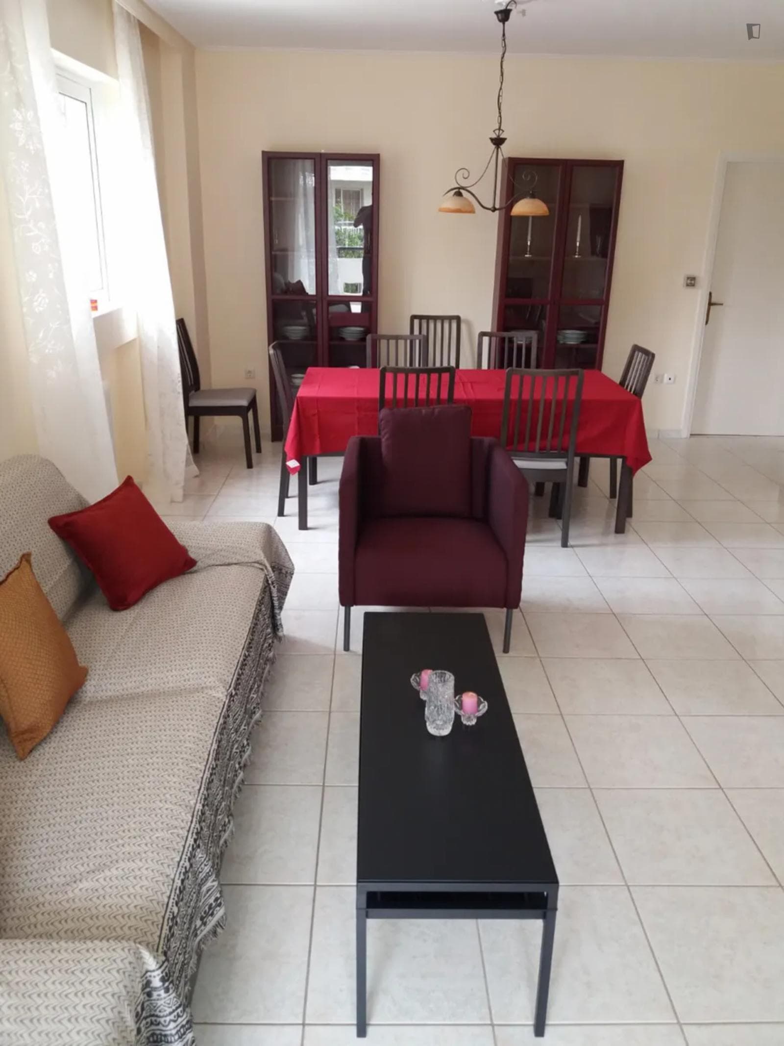 Stunning 3-bedroom near Marousi station photo 1