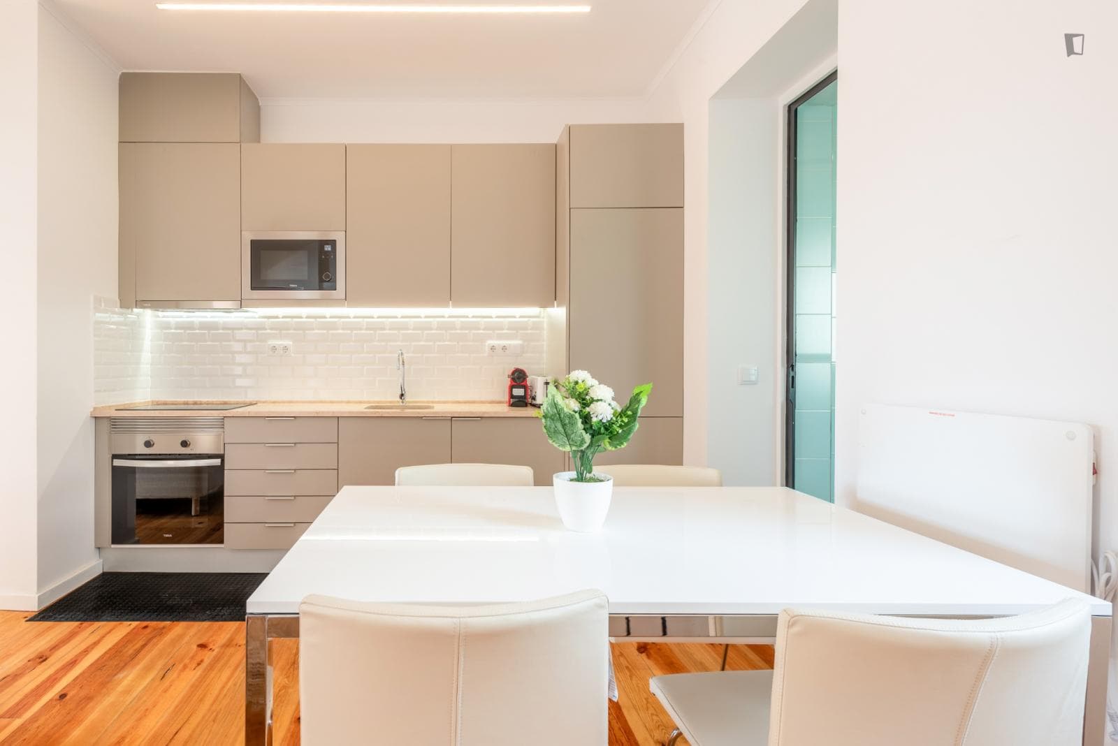 Comfy 2-Bedroom apartment close to Amoreiras Shopping Center photo 1