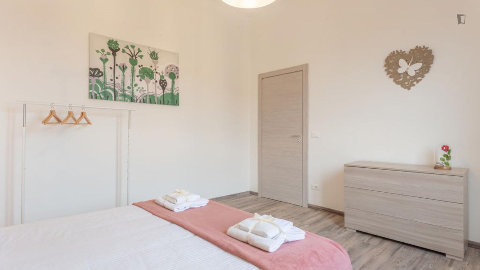Artistic 2-Bedroom apartment close to Piazza Della Vittoria photo 1