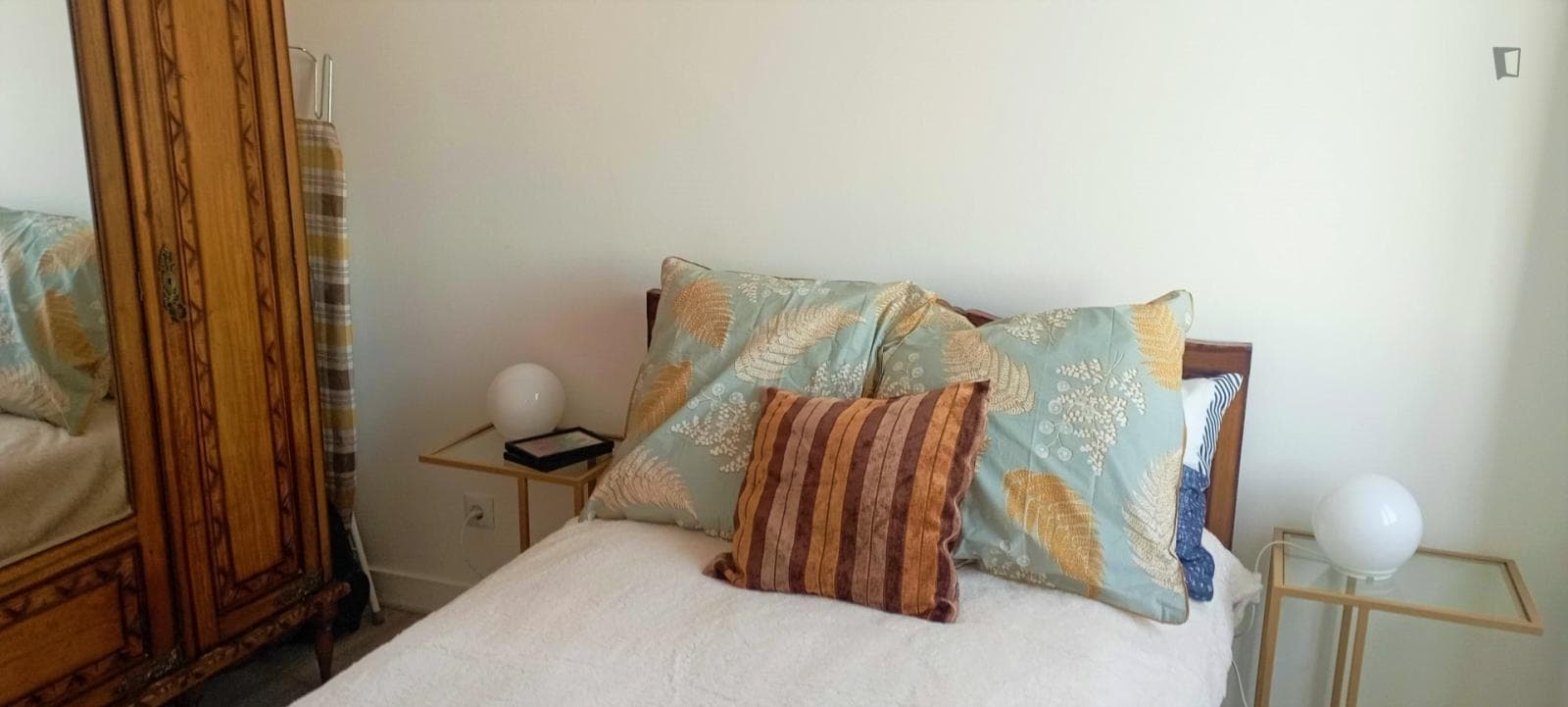 Homely 2-bedroom apartment near the Santa Apolónia train station photo 1