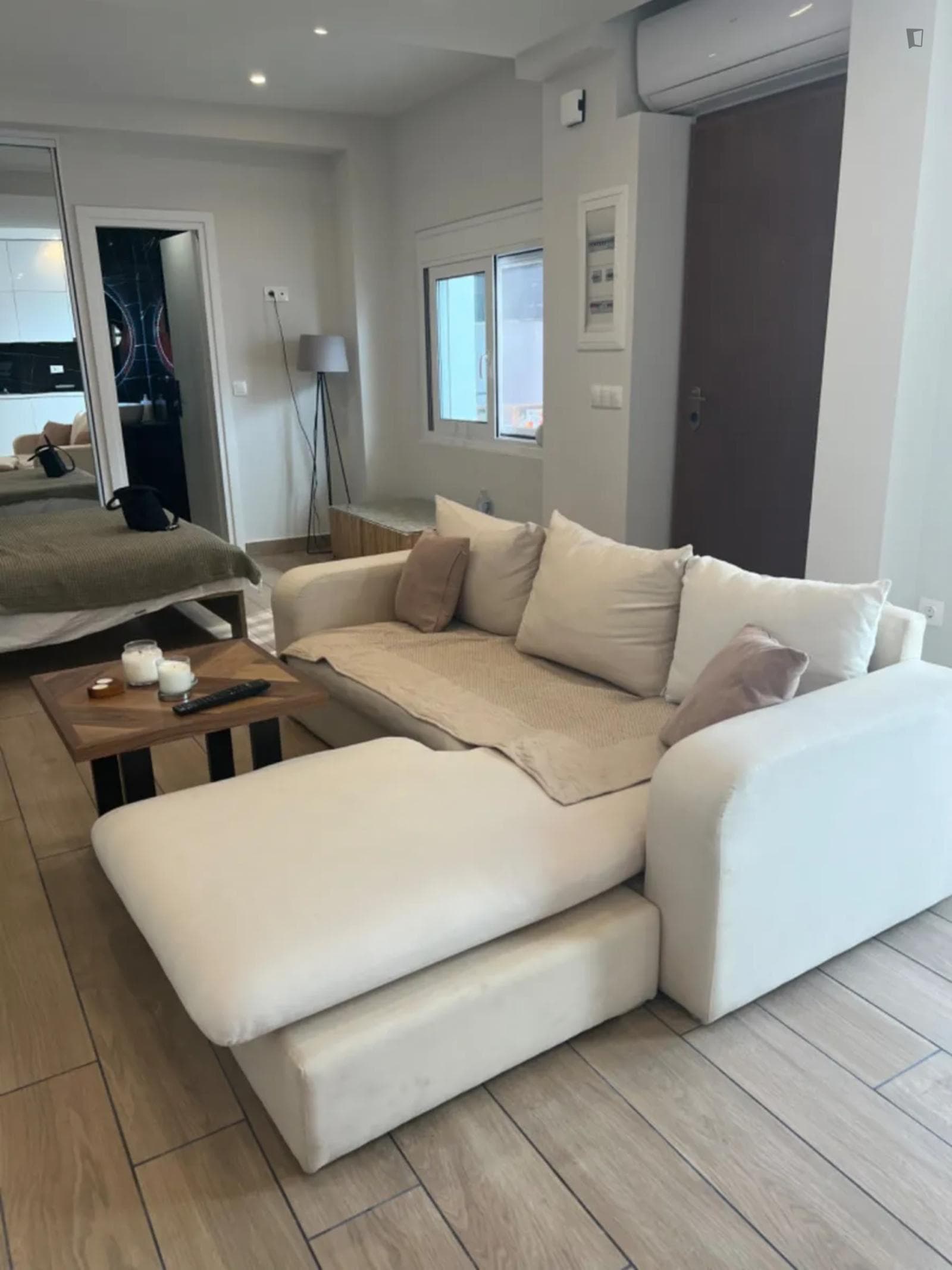 Elegant 1-bedroom near Glyfada photo 1
