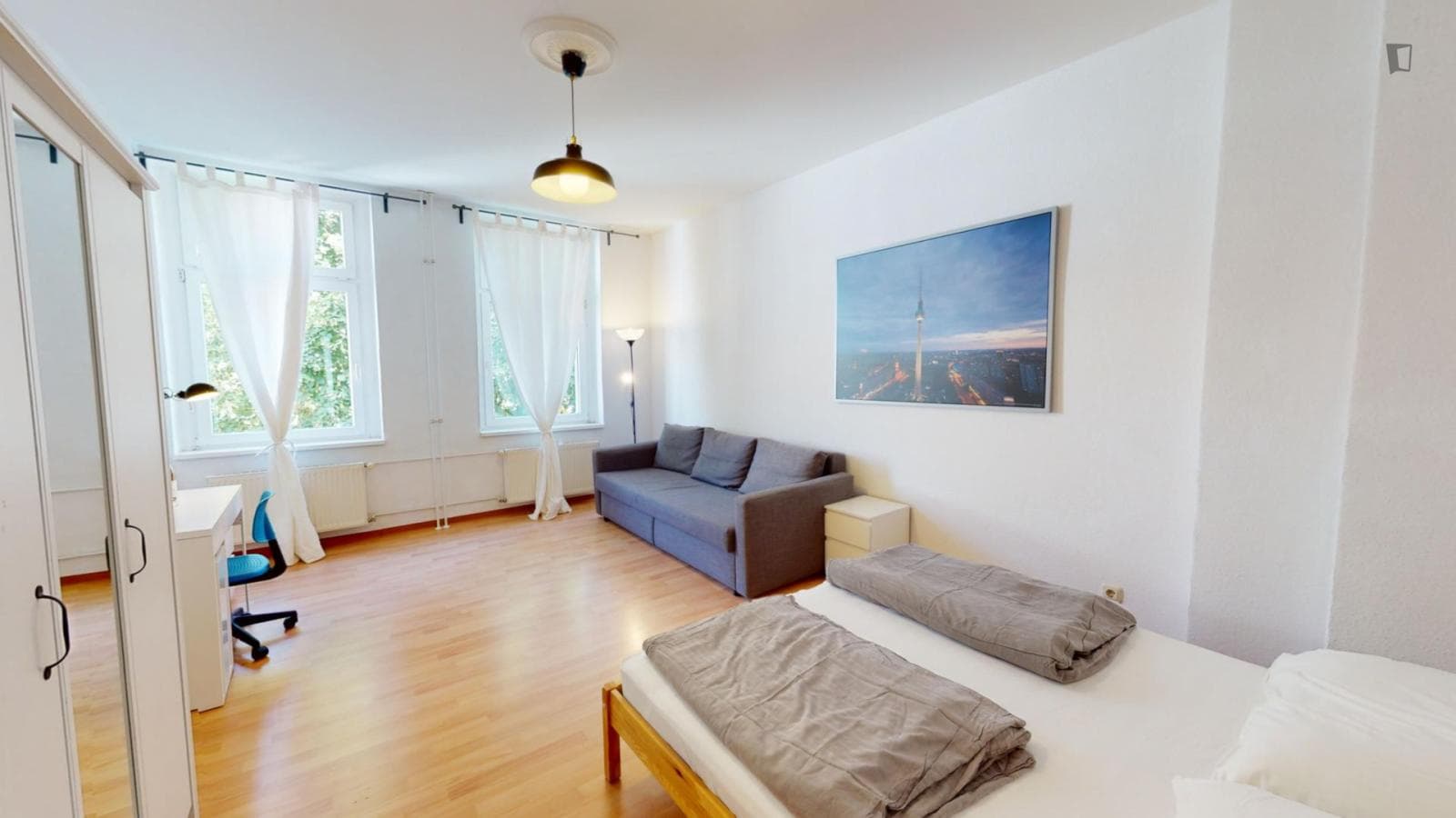 Comfy 2-Bedroom apartment close to Park-Klinik Weißensee photo 1