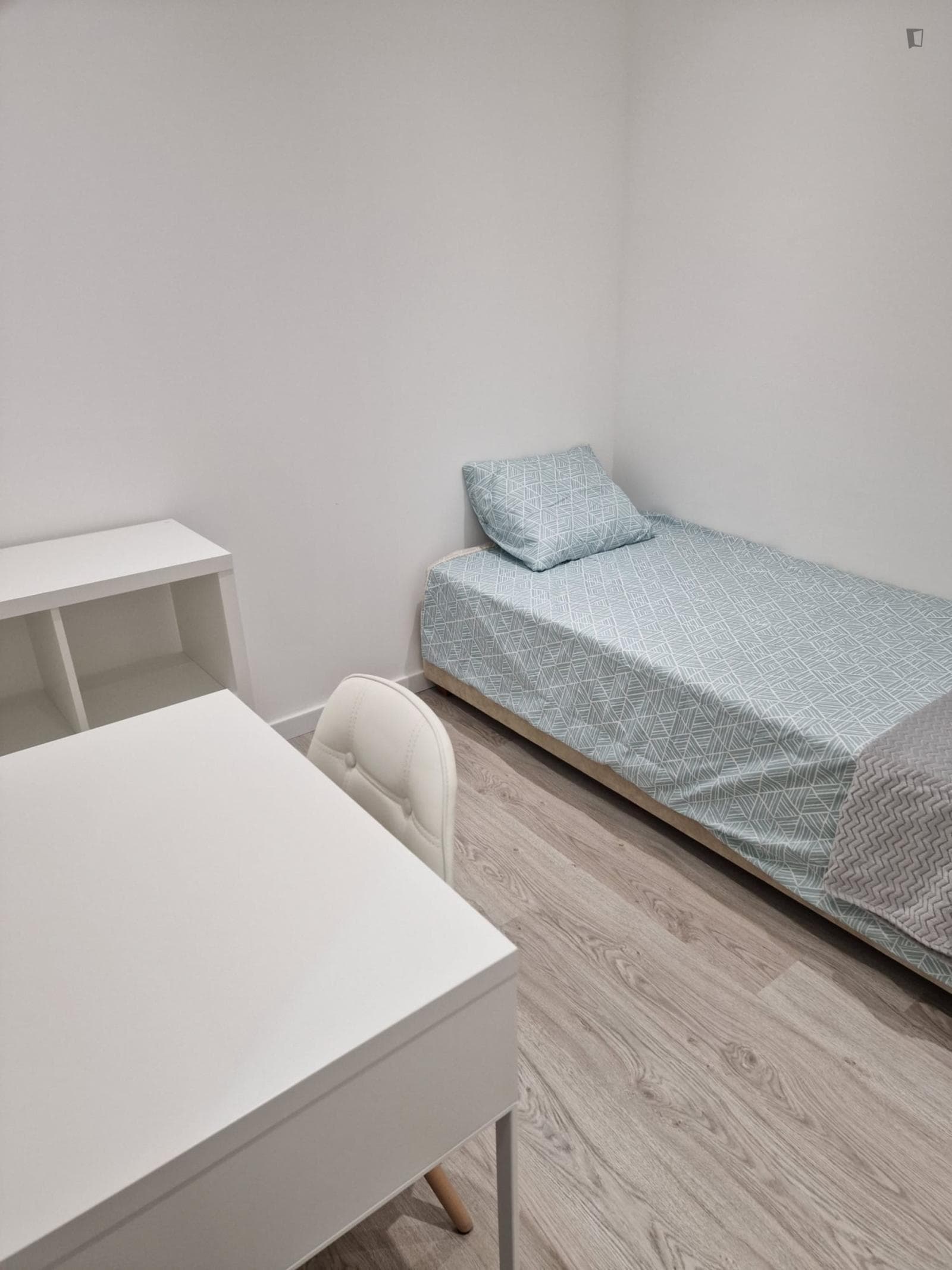 Cozy single bedroom in S.Sebastião neighbourhood, Setúbal photo 1