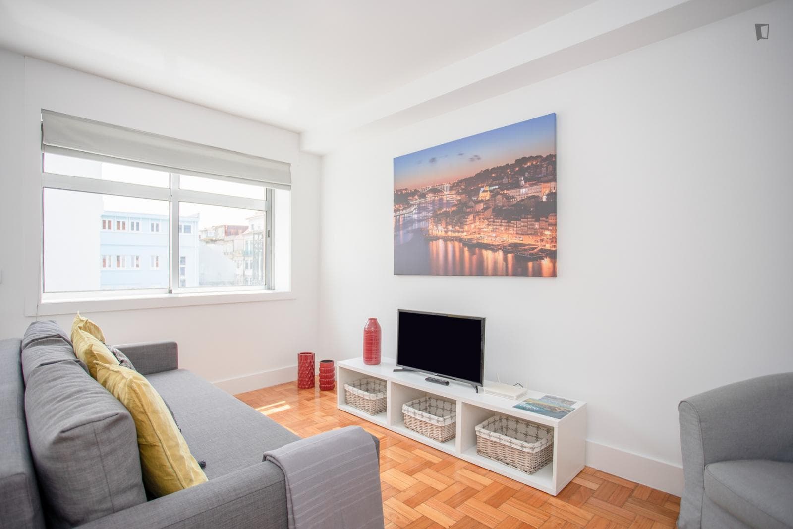 Bright 1-Bedroom apartment near Shopping Via Catarina photo 1