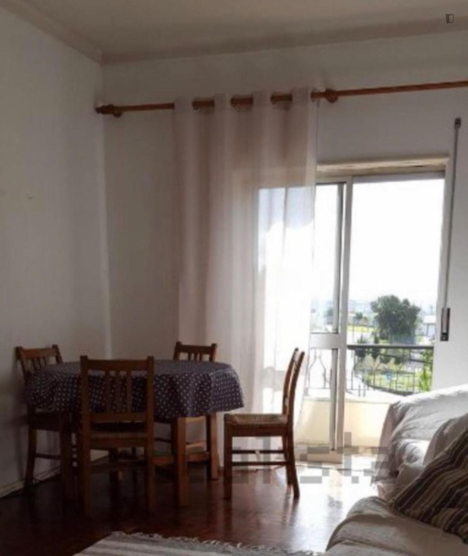 Cosy single bedroom in a 3-bedroom apartment near Instituto Superior de Engenharia de Coimbra photo 1