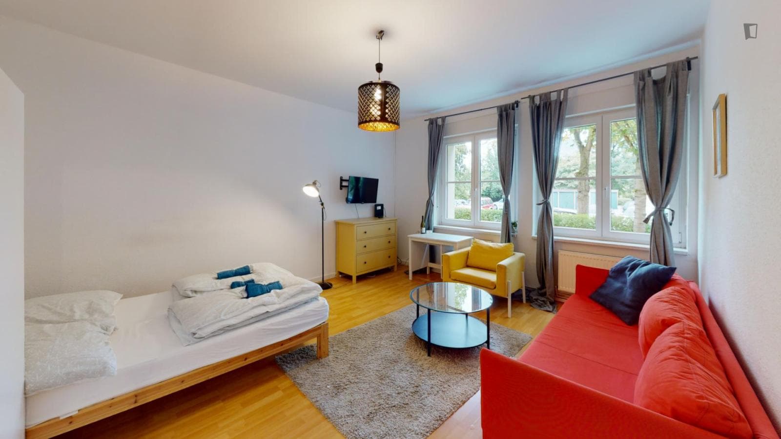 Homely 1-Bedroom apartment near Bernkastler Platz photo 1