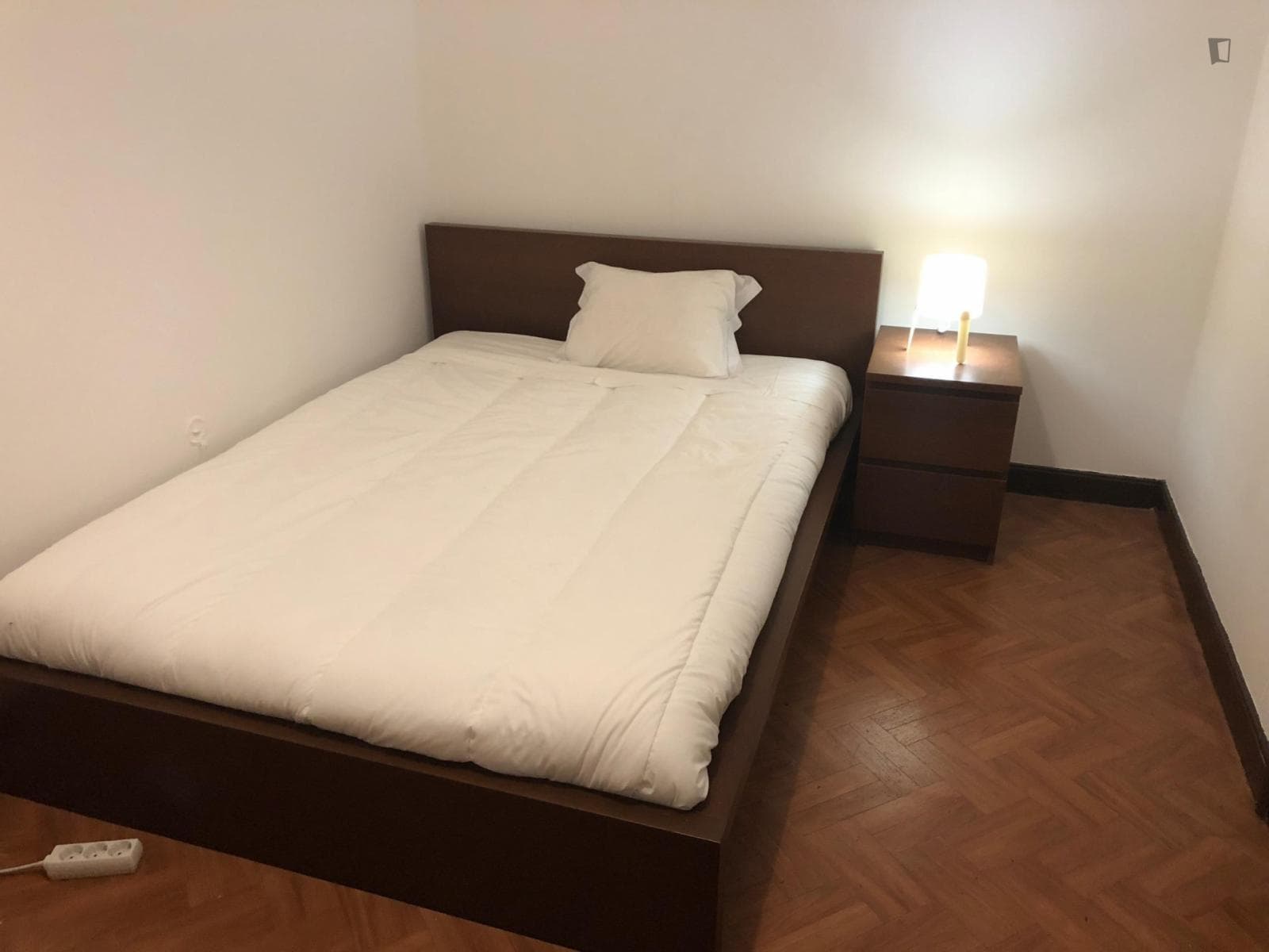 Cosy double bedroom in a central neighbourhood photo 1