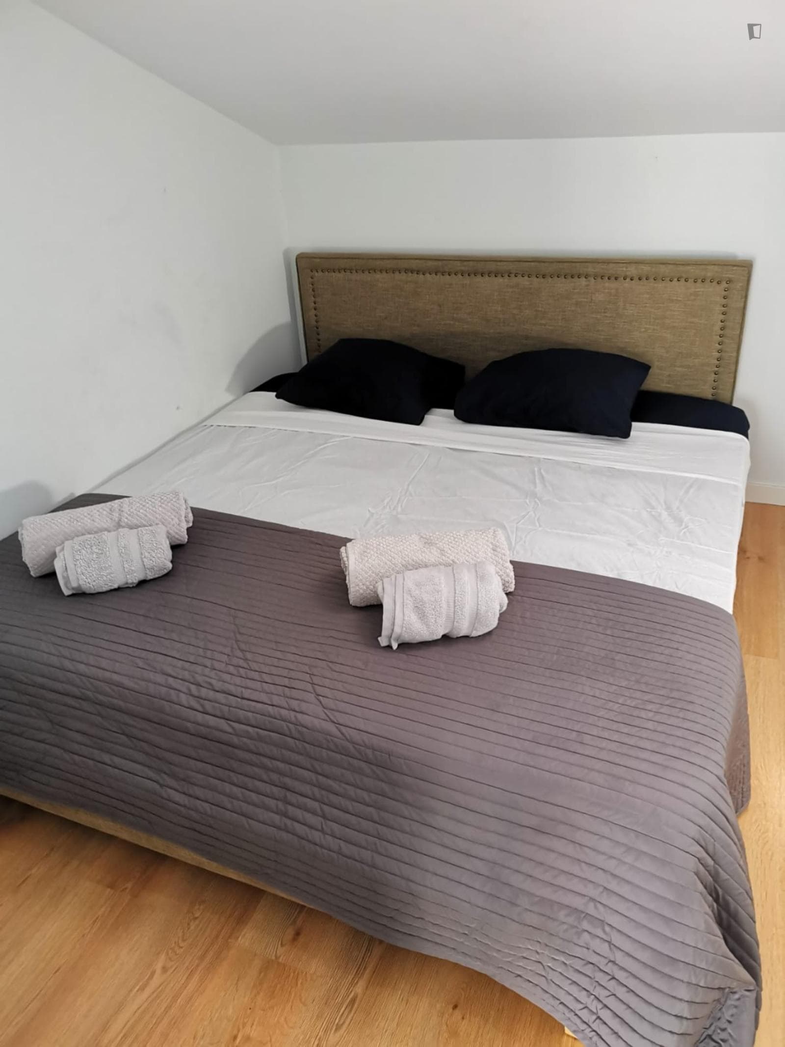 Beautiful double ensuite bedroom next to Praia do Tarquínio-Paraíso photo 1
