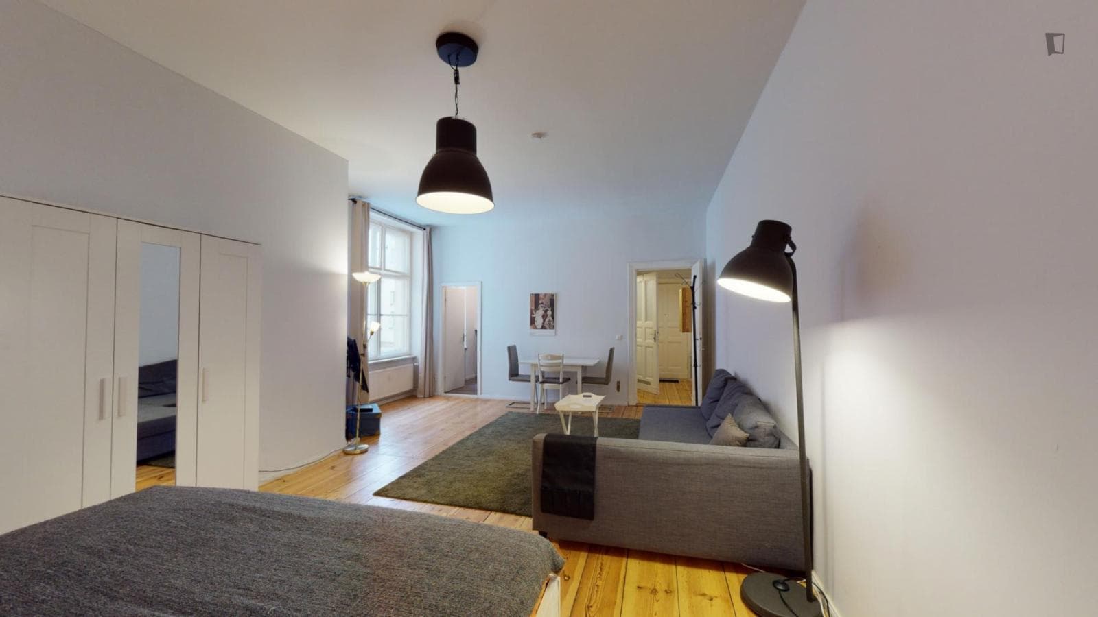 Smart studio close to U Schönleinstraße metro station photo 1