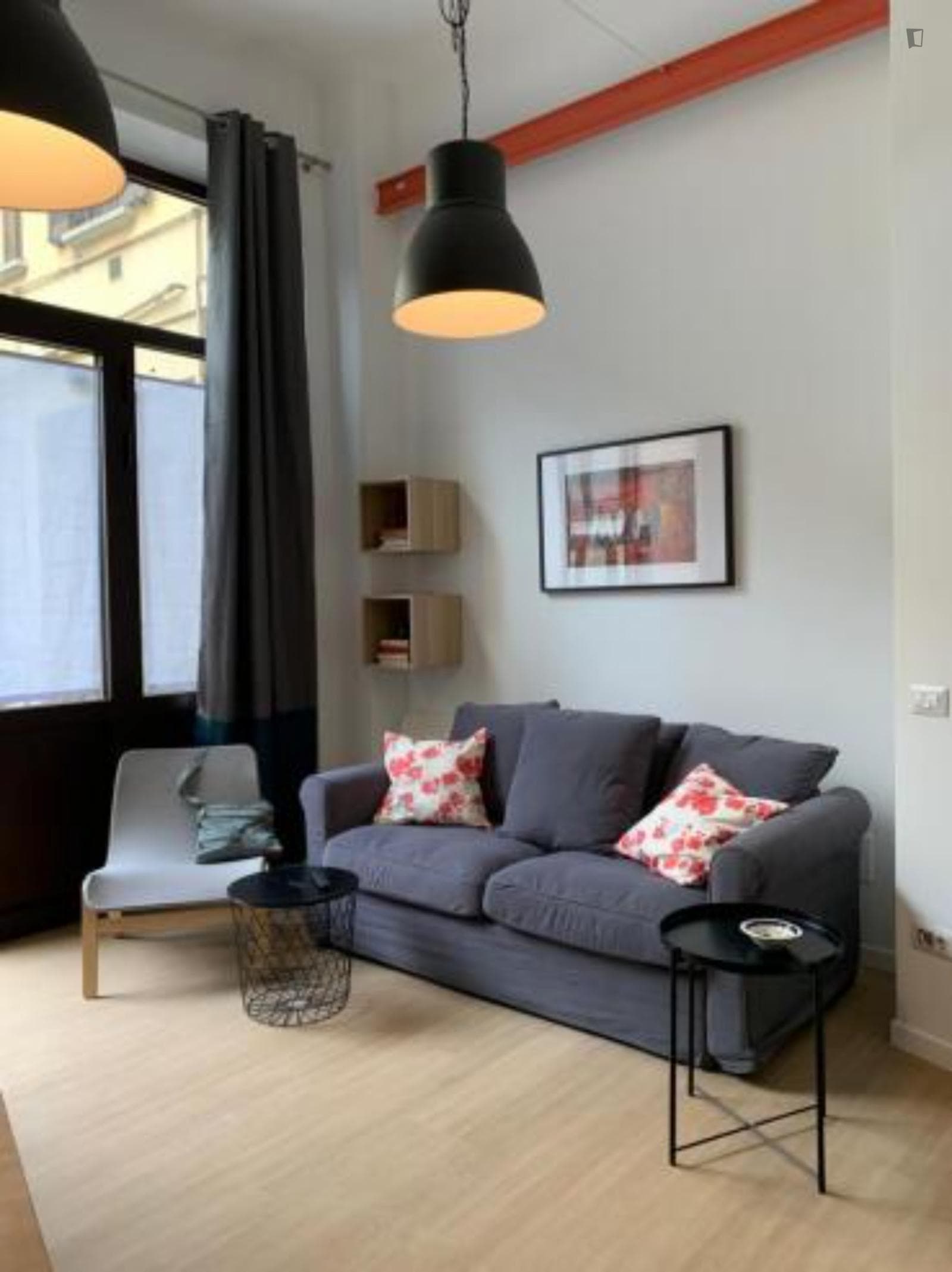 Cosy one-bedroom apartment near Gambara metro station photo 1