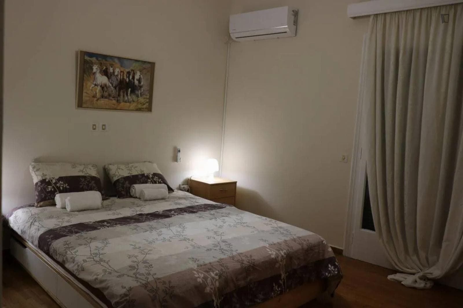 Cozy bedroom near Syggrou Fix photo 1