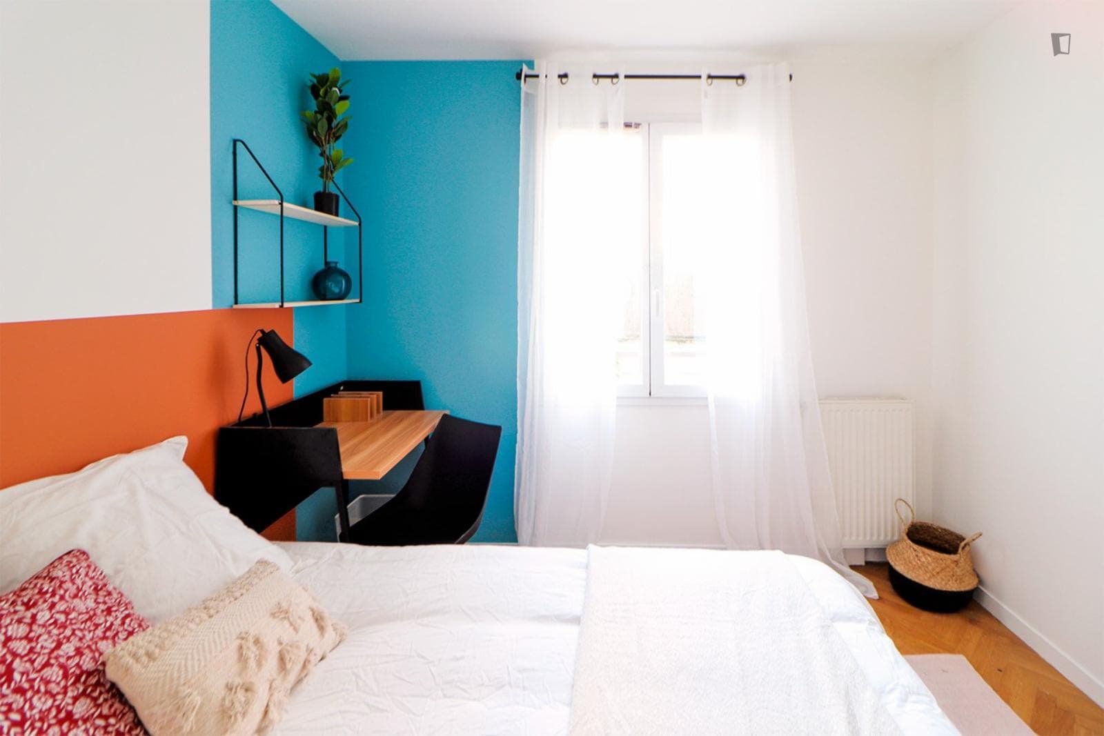 Elegant bedroom of 11 m² to rent - SDN30 photo 1
