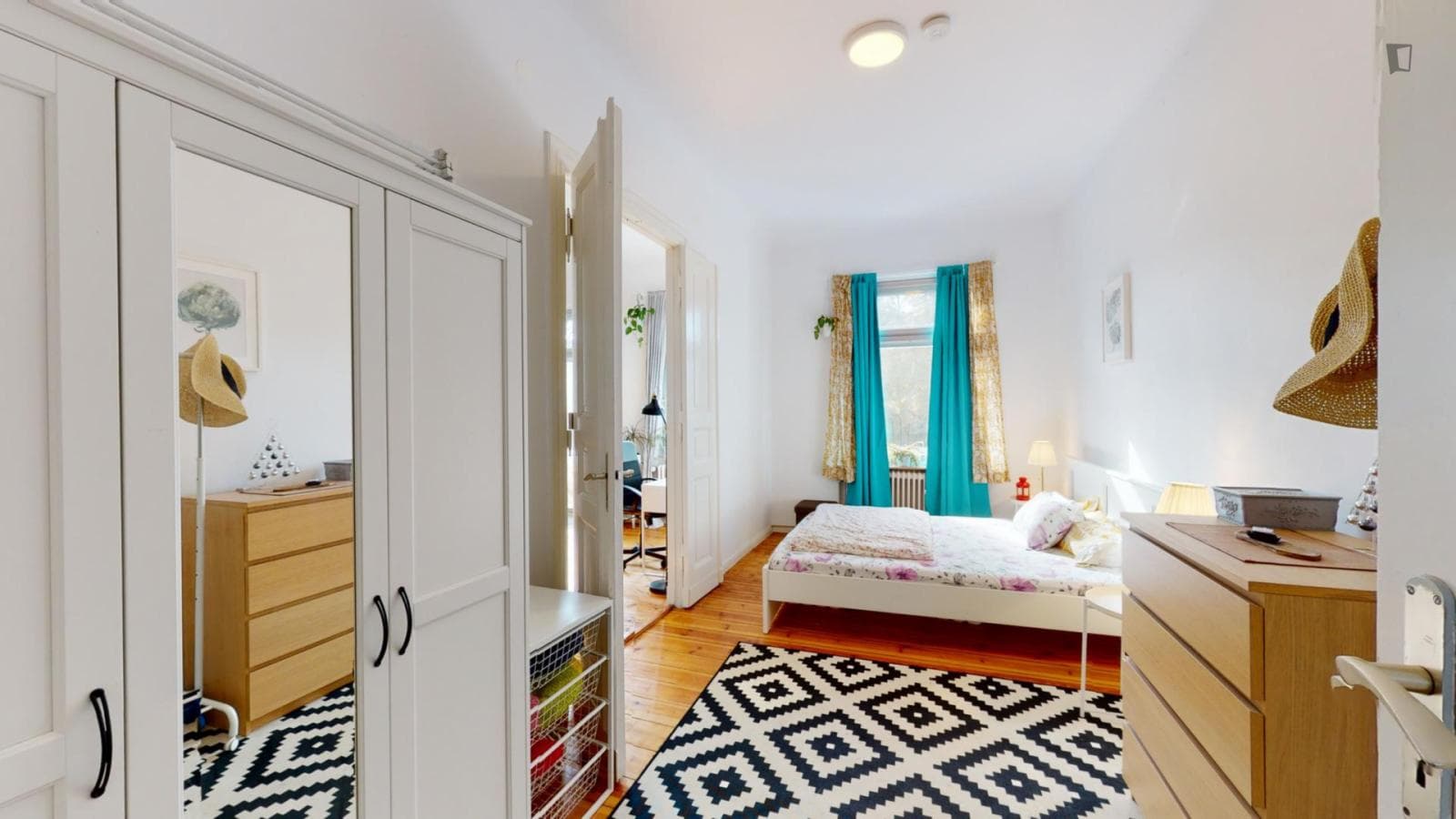 Property photo thumbnail