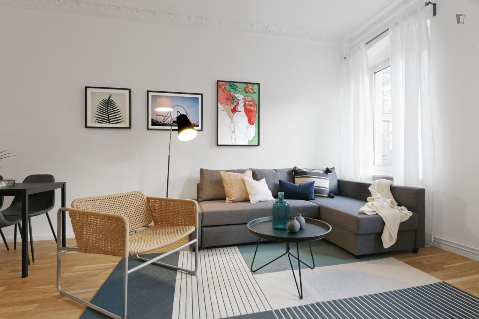 Bright 1-Bedroom apartment close to Fraunhofer Institute for Production Systems and Design Technology photo 1