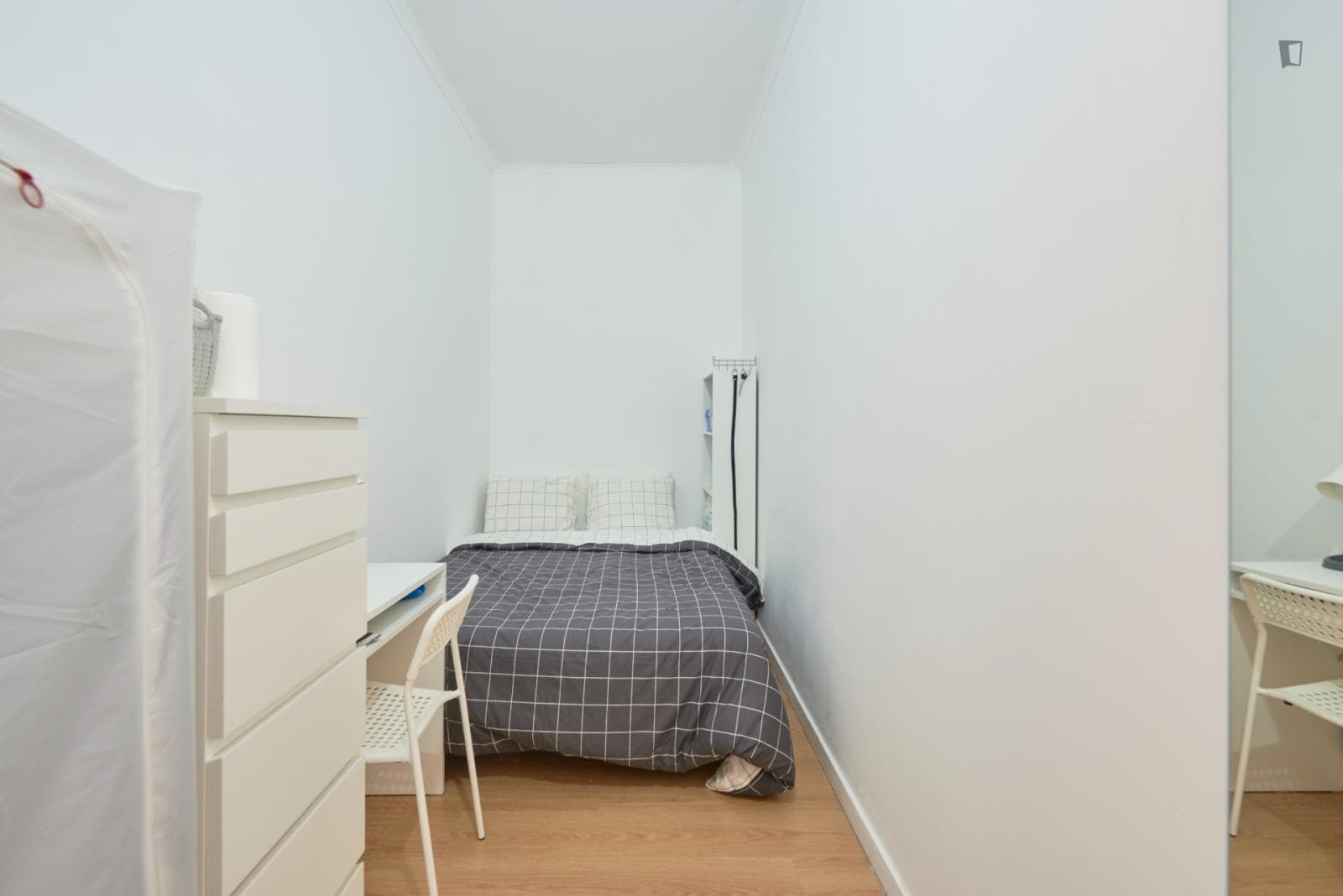 Cosy double bedroom near IST photo 1