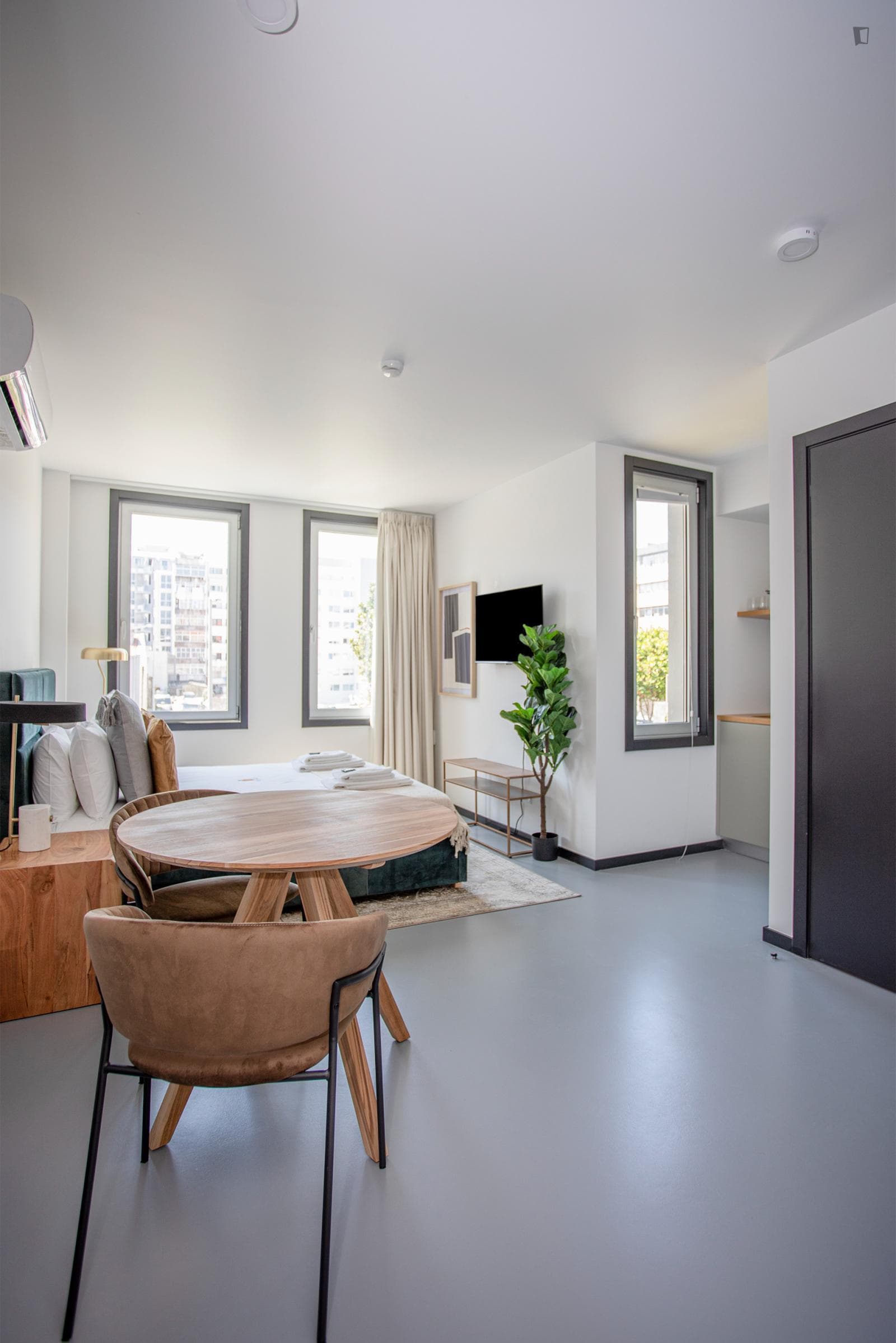 Charming studio close to Igreja da Lapa photo 1