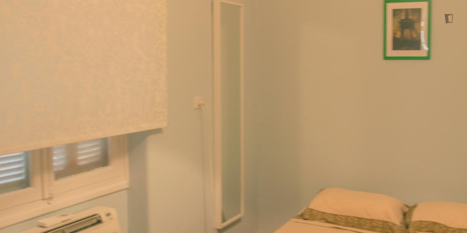 Cosy double bedroom near the University of Economics and Business photo 1