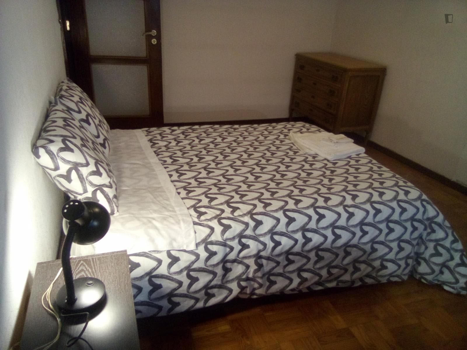Charming double bedroom in proximity to D. João II metro station photo 1