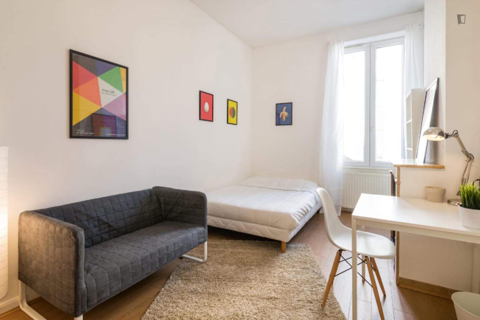 Alluring double bedroom in Sans-Souci Dauphiné photo 1