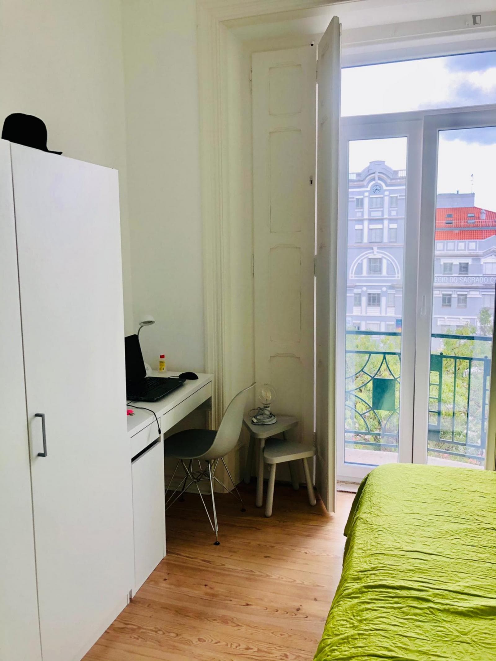 Very nice single bedroom in Arroios photo 1
