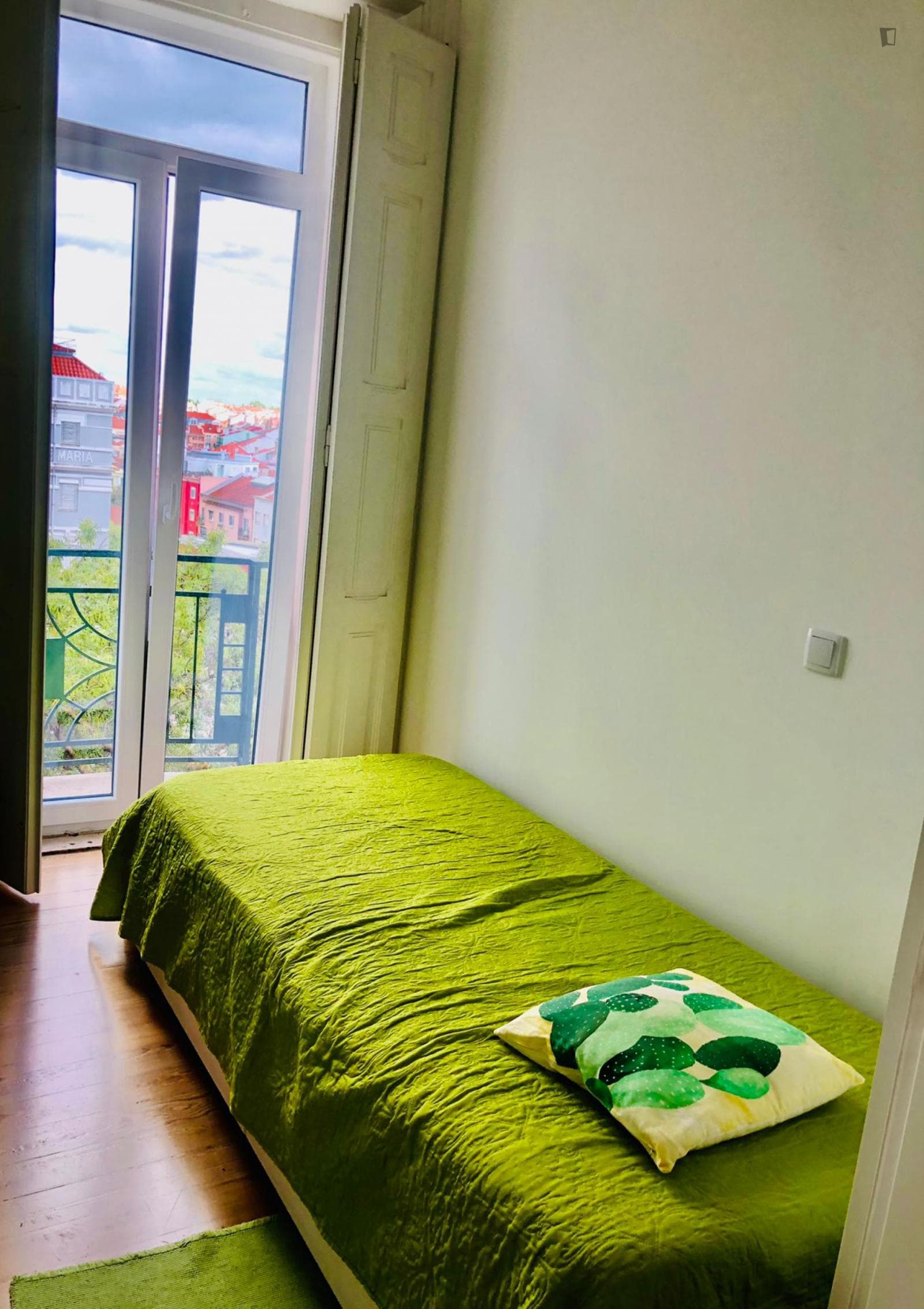 Property photo thumbnail