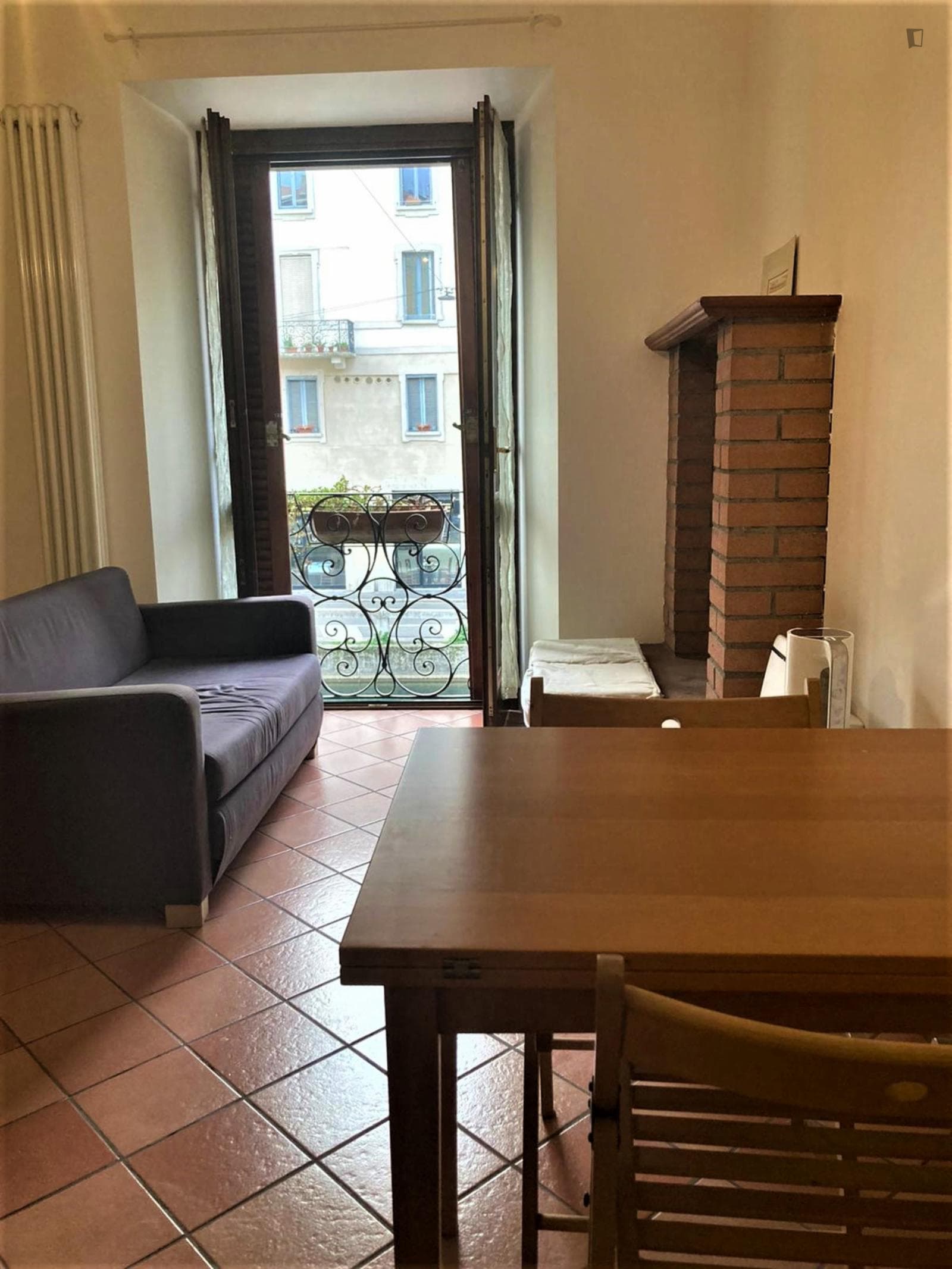 Snug 1-Bedroom apartment close to Nuova Accademia di Belle Arti Milano photo 1